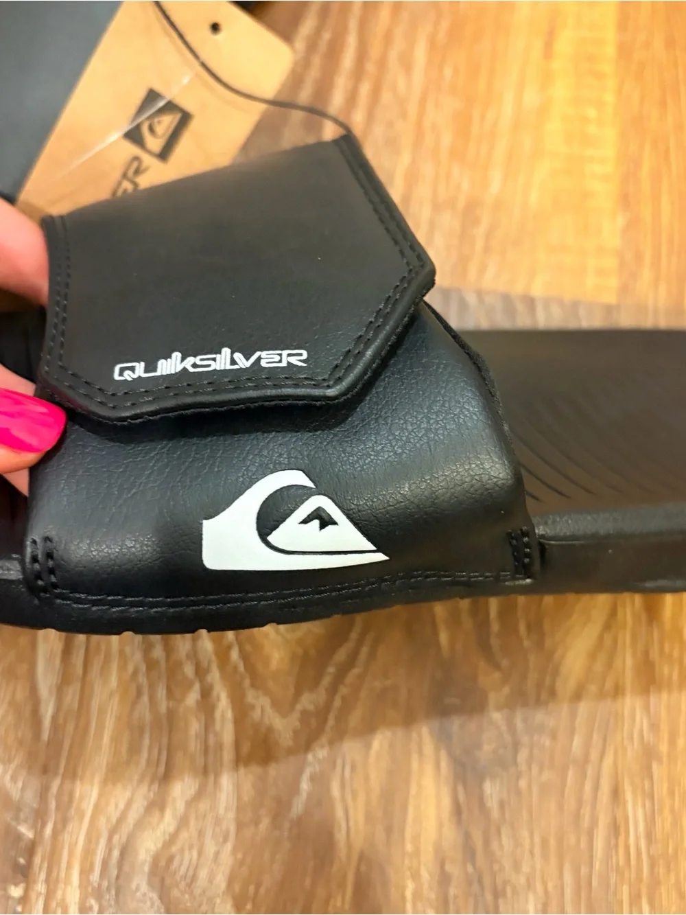 NWT Quiksilver Men’s Black Slide Sandals Size 8 🩴